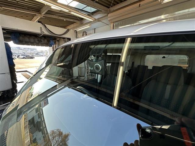 ルーミー カスタムＧ　フルセグ　バックカメラ　衝突被害軽減システム　ドラレコ　両側電動スライド　ＬＥＤランプ　アイドリングストップ　レーンアシスト　オートマチックハイビーム　シートヒーター　全周囲モニタ　ＢＬＵＥＴＯＯＴＨ（24枚目）