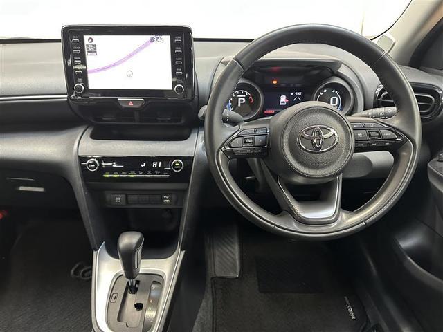 ヤリスクロス Ｇ　フルセグ　メモリーナビ　ＤＶＤ再生　バックカメラ　衝突被害軽減システム　ＥＴＣ　ＬＥＤヘッドランプ　フルエアロ　レーンアシスト　オートマチックハイビーム　全周囲モニタ　モデリスタ製フルエアロ（3枚目）