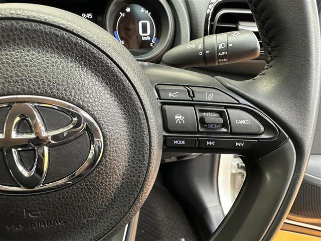 ヤリスクロス Ｇ　フルセグ　メモリーナビ　ＤＶＤ再生　バックカメラ　衝突被害軽減システム　ＥＴＣ　ＬＥＤヘッドランプ　フルエアロ　レーンアシスト　オートマチックハイビーム　全周囲モニタ　モデリスタ製フルエアロ（6枚目）