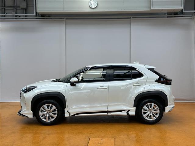 ヤリスクロス Ｇ　フルセグ　メモリーナビ　ＤＶＤ再生　バックカメラ　衝突被害軽減システム　ＥＴＣ　ＬＥＤヘッドランプ　フルエアロ　レーンアシスト　オートマチックハイビーム　全周囲モニタ　モデリスタ製フルエアロ（8枚目）