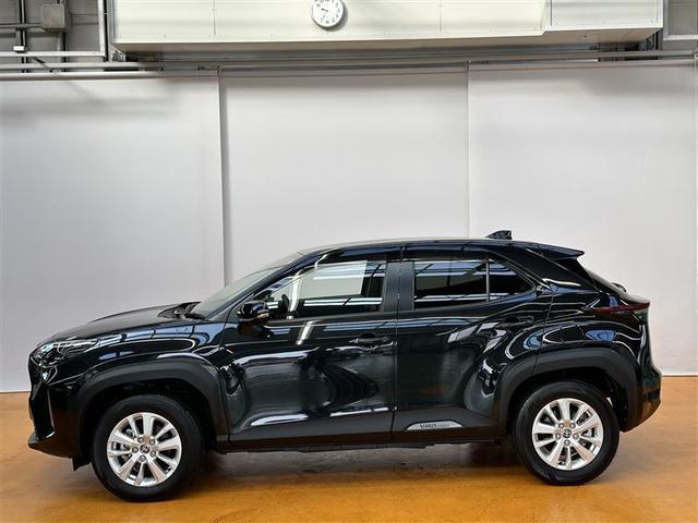 ヤリスクロス ハイブリッドＧ　４ＷＤ　フルセグ　バックカメラ　衝突被害軽減システム　ＥＴＣ　ドラレコ　ＬＥＤランプ　レーンアシスト　オートマチックハイビーム　全周囲モニタ　ＨＤＭＩ入力端子　ステアリングスイッチ　ＢＬＵＥＴＯＯＴＨ（8枚目）