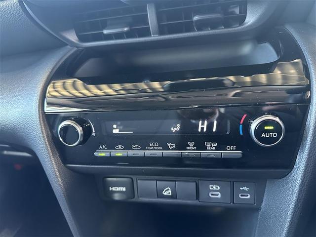 ヤリスクロス ハイブリッドＧ　４ＷＤ　フルセグ　バックカメラ　衝突被害軽減システム　ＥＴＣ　ドラレコ　ＬＥＤランプ　レーンアシスト　オートマチックハイビーム　全周囲モニタ　ＨＤＭＩ入力端子　ステアリングスイッチ　ＢＬＵＥＴＯＯＴＨ（12枚目）