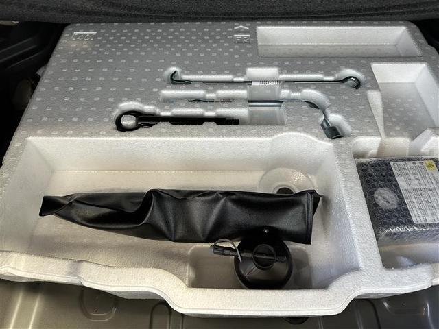 ヤリスクロス ハイブリッドＧ　４ＷＤ　フルセグ　バックカメラ　衝突被害軽減システム　ＥＴＣ　ドラレコ　ＬＥＤランプ　レーンアシスト　オートマチックハイビーム　全周囲モニタ　ＨＤＭＩ入力端子　ステアリングスイッチ　ＢＬＵＥＴＯＯＴＨ（19枚目）