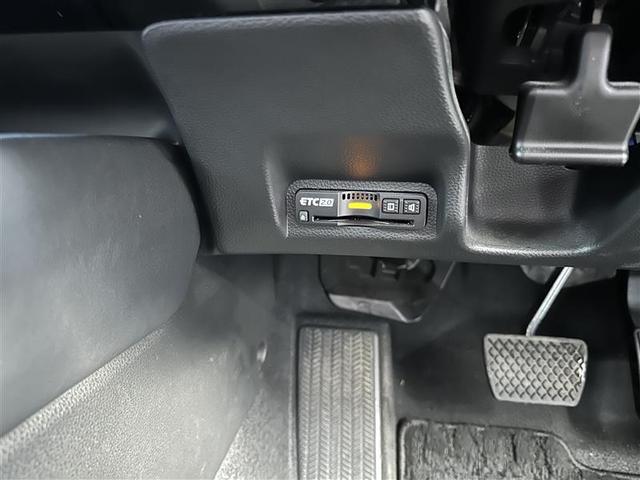 ヴェゼル ｅ：ＨＥＶ　Ｚ　フルセグ　メモリーナビ　バックカメラ　衝突被害軽減システム　ＥＴＣ　ドラレコ　ＬＥＤヘッドランプ　レーンアシスト　シートヒーター　置くだけ充電　パドルシフト　ステアリングスイッチ　ＢＬＵＥＴＯＯＴＨ（15枚目）