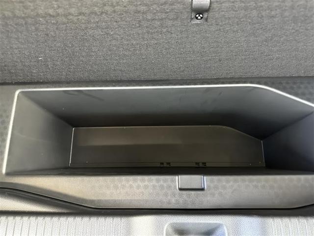 ヴェゼル ｅ：ＨＥＶ　Ｚ　フルセグ　メモリーナビ　バックカメラ　衝突被害軽減システム　ＥＴＣ　ドラレコ　ＬＥＤヘッドランプ　レーンアシスト　シートヒーター　置くだけ充電　パドルシフト　ステアリングスイッチ　ＢＬＵＥＴＯＯＴＨ（23枚目）