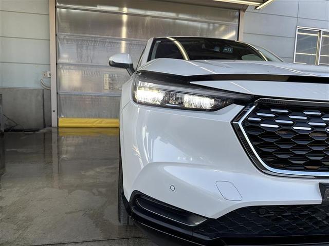 ヴェゼル ｅ：ＨＥＶ　Ｚ　フルセグ　メモリーナビ　バックカメラ　衝突被害軽減システム　ＥＴＣ　ドラレコ　ＬＥＤヘッドランプ　レーンアシスト　シートヒーター　置くだけ充電　パドルシフト　ステアリングスイッチ　ＢＬＵＥＴＯＯＴＨ（24枚目）