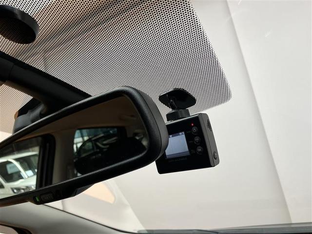 ノート Ｘ　ＤＩＧ－Ｓ　フルセグ　メモリーナビ　ＤＶＤ再生　バックカメラ　衝突被害軽減システム　ＥＴＣ　ドラレコ　ＬＥＤヘッドランプ　アイドリングストップ　全周囲モニタ　純正アルミホイール　スマートキー　プッシュスタート（5枚目）