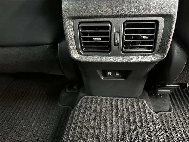 ハリアー Ｚ　フルセグ　メモリーナビ　バックカメラ　衝突被害軽減システム　ＥＴＣ　ドラレコ　ＬＥＤヘッドランプ　レーンアシスト　オートマチックハイビーム　クリアランスソナー　電動シート　電動リアゲート　全周囲モニタ（21枚目）