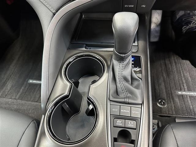 カムリ ＷＳ　フルセグ　メモリーナビ　バックカメラ　衝突被害軽減システム　ＥＴＣ　ドラレコ　ＬＥＤヘッドランプ　レーンアシスト　オートマチックハイビーム　電動シート　ステアリングスイッチ　ＢＬＵＥＴＯＯＴＨ接続（13枚目）