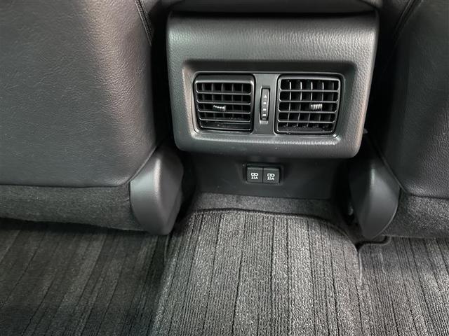 カムリ ＷＳ　フルセグ　メモリーナビ　バックカメラ　衝突被害軽減システム　ＥＴＣ　ドラレコ　ＬＥＤヘッドランプ　レーンアシスト　オートマチックハイビーム　電動シート　ステアリングスイッチ　ＢＬＵＥＴＯＯＴＨ接続（20枚目）