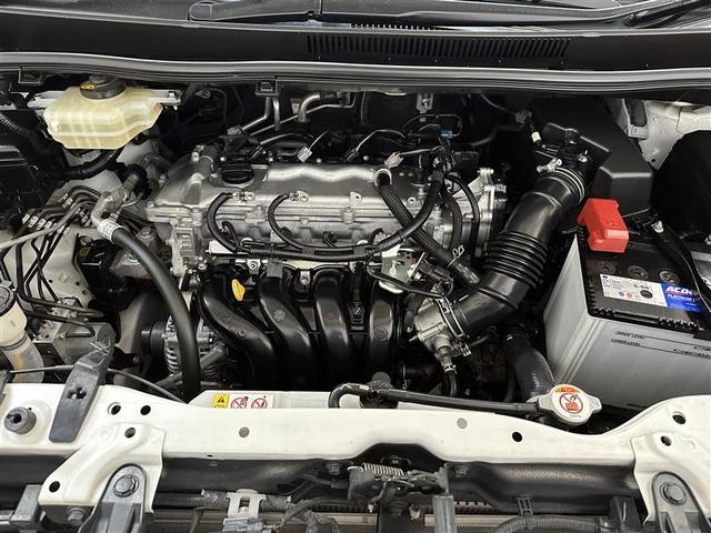 ノア Ｓｉ　フルセグ　メモリーナビ　ＤＶＤ再生　バックカメラ　衝突被害軽減システム　ＥＴＣ　電動スライドドア　ＬＥＤランプ　乗車定員７人　３列シート　アイドリングストップ　レーンアシスト　オートマチックハイビーム（17枚目）