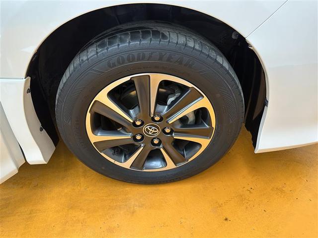 ノア Ｓｉ　フルセグ　メモリーナビ　ＤＶＤ再生　バックカメラ　衝突被害軽減システム　ＥＴＣ　電動スライドドア　ＬＥＤランプ　乗車定員７人　３列シート　アイドリングストップ　レーンアシスト　オートマチックハイビーム（19枚目）