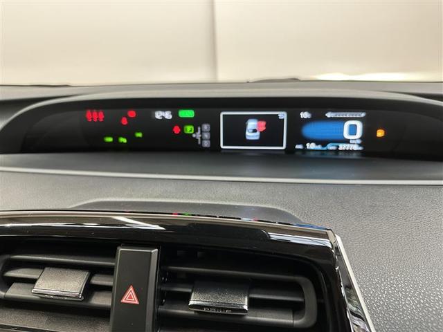 プリウス ＳセーフティプラスＩＩ　ＳＤナビ　ワンセグＴＶ　バックモニター　ＥＴＣ　ドラレコ　スマートキー　プッシュスタート　イモビ　ＡＣ１００Ｖ電源　レーンアシスト　オートマチックハイビーム　クリアランスソナー　ステアリングスイッチ（12枚目）