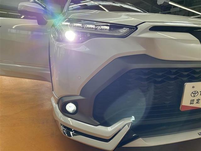カローラクロス ハイブリッド　Ｚ　パノラマルーフ　電動シート　半革シート　衝突軽減ブレ　メモリーナビ　ＡＣ１００Ｖ　ＬＥＤライト　オートクルーズコントロール　キーレス　アルミホイール　フルセグＴＶ　ドラレコ　４ＷＤ　スマートキー（17枚目）