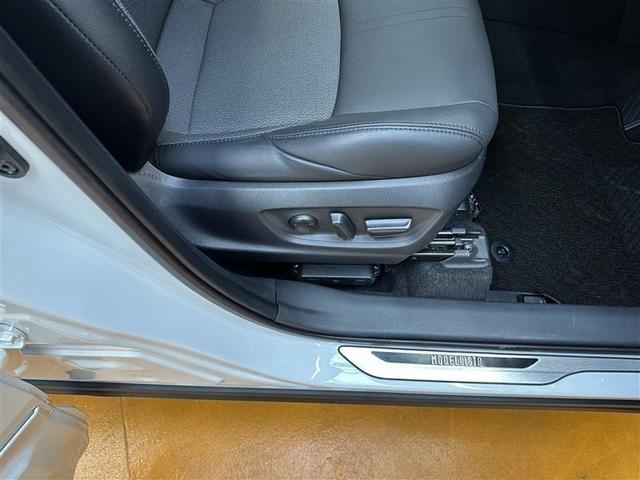 カローラクロス ハイブリッド　Ｚ　パノラマルーフ　電動シート　半革シート　衝突軽減ブレ　メモリーナビ　ＡＣ１００Ｖ　ＬＥＤライト　オートクルーズコントロール　キーレス　アルミホイール　フルセグＴＶ　ドラレコ　４ＷＤ　スマートキー（21枚目）