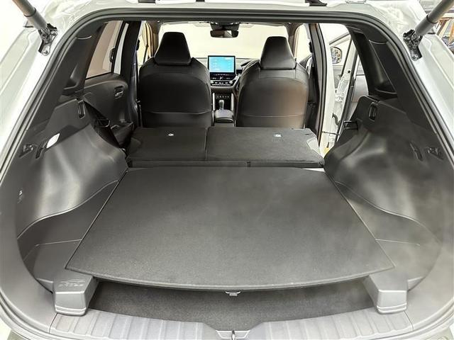 カローラクロス ハイブリッド　Ｚ　パノラマルーフ　電動シート　半革シート　衝突軽減ブレ　メモリーナビ　ＡＣ１００Ｖ　ＬＥＤライト　オートクルーズコントロール　キーレス　アルミホイール　フルセグＴＶ　ドラレコ　４ＷＤ　スマートキー（25枚目）