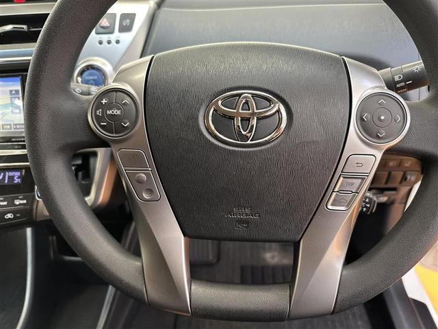 プリウスアルファ Ｓ　スマキ－　ＤＶＤ視聴可　リモコンキー　ＰＣＳ　横滑り防止装置付き　ＰＷ　クルコン　ナビ・ＴＶ　サイドエアＢ　ＥＴＣ車載器　ＡＢＳ付き　アルミホイール　メモリーナビゲーション　パワーステアリング　イモビ（5枚目）