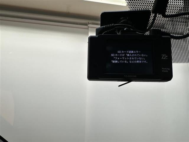 ������̎��̎��̂ŁA�t���Ă��ėǂ��������h���C�u���R�[�_�[���@���̂̎������łȂ��A�h���C�u�ȂǗ���ł̉摜���y���ނ��Ƃ��ł��܂��̂ŁA�����v���o�ɂȂ�܂��ˁ�