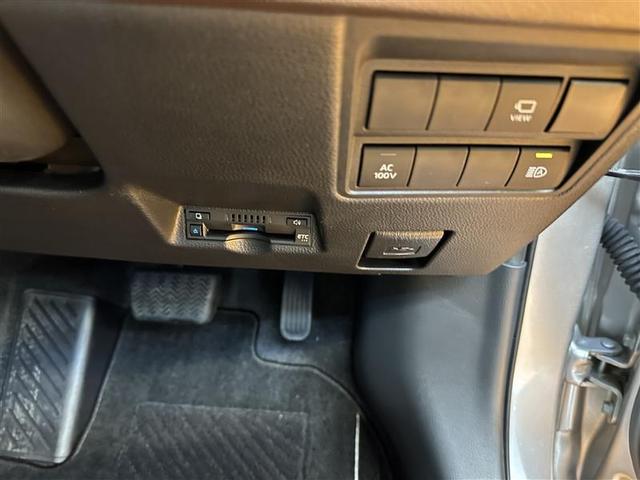 ヤリスクロス ハイブリッドＺ　クルーズＣ　横滑防止装置　リアカメラ　フルセグ地デジ　ＬＥＤライト　メモリーナビゲーション　ナビ＆ＴＶ　盗難防止装置　電動シート　ドライブレコーダー　ＡＷ　キーレス　スマートキー　ＡＢＳ　４ＷＤ（15枚目）