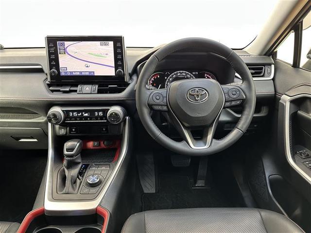 RAV4 アドベンチャー オフロードパッケージ アルミ エアコン パワーウィンドウ 横滑り防止 スマートキ- デュアルエアバッグ LEDライト キーレス 盗難防止システム クルコン メモリーナビ ABS PS 地デジ エアバッグ ナビ&TV 4WD(3枚目)
