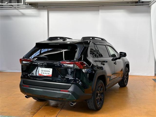 RAV4 アドベンチャー オフロードパッケージ アルミ エアコン パワーウィンドウ 横滑り防止 スマートキ- デュアルエアバッグ LEDライト キーレス 盗難防止システム クルコン メモリーナビ ABS PS 地デジ エアバッグ ナビ&TV 4WD(9枚目)
