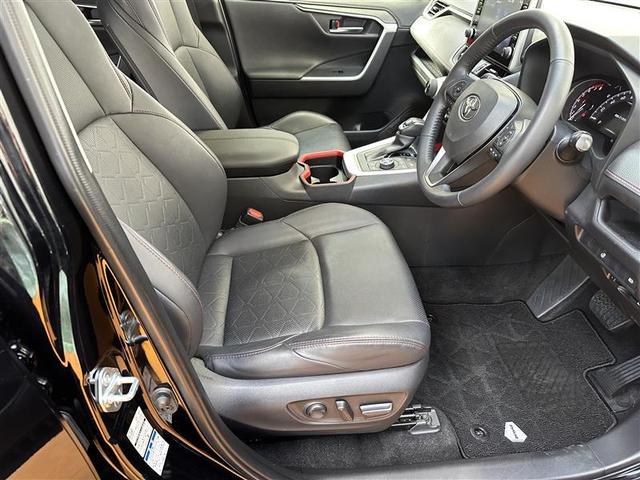 RAV4 アドベンチャー オフロードパッケージ アルミ エアコン パワーウィンドウ 横滑り防止 スマートキ- デュアルエアバッグ LEDライト キーレス 盗難防止システム クルコン メモリーナビ ABS PS 地デジ エアバッグ ナビ&TV 4WD(17枚目)