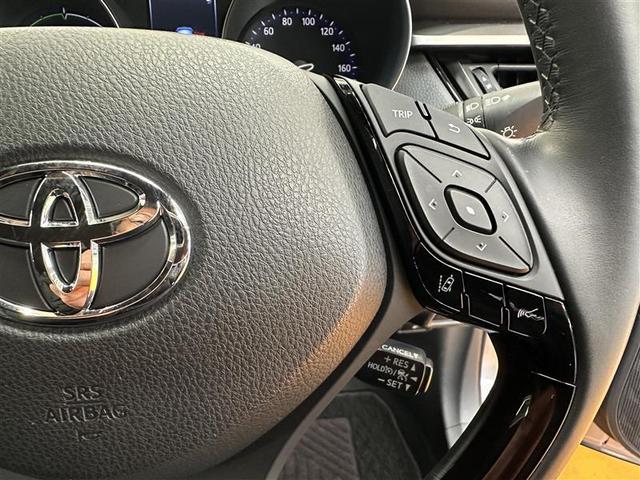 C-HR G エマージェンシーブレーキ カーテンエアバック ESC パワーウインドウ バックモニタ- パワステ LEDヘッドライ TVナビ キーレスエントリー 半革シート フルオートエアコン AW ETC付 ABS(6枚目)