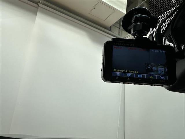 C-HR G エマージェンシーブレーキ カーテンエアバック ESC パワーウインドウ バックモニタ- パワステ LEDヘッドライ TVナビ キーレスエントリー 半革シート フルオートエアコン AW ETC付 ABS(7枚目)