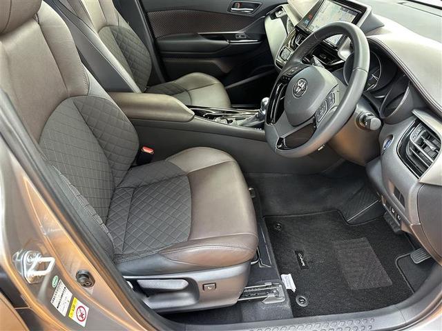 C-HR G エマージェンシーブレーキ カーテンエアバック ESC パワーウインドウ バックモニタ- パワステ LEDヘッドライ TVナビ キーレスエントリー 半革シート フルオートエアコン AW ETC付 ABS(16枚目)