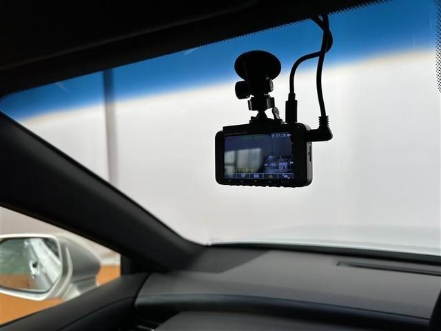 ������̎��̎��̂ŁA�t���Ă��ėǂ��������h���C�u���R�[�_�[���@���̂̎������łȂ��A�h���C�u�ȂǗ���ł̉摜���y���ނ��Ƃ��ł��܂��̂ŁA�����v���o�ɂȂ�܂��ˁ�