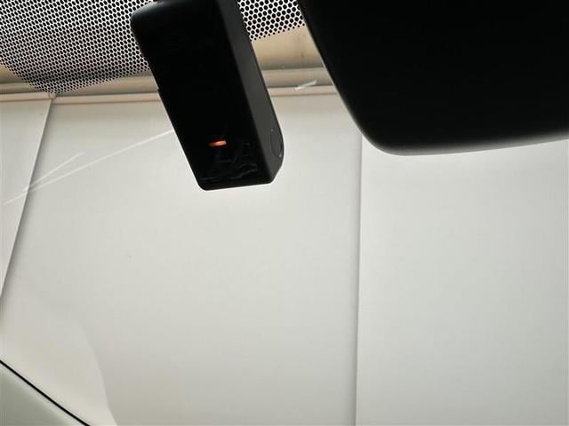 カローラ ハイブリッド　Ｇ－Ｘ　ドライブレコーダー　クルーズコントロール　ＬＥＤヘッドライト　イモビライザー　キーレス　横滑り防止　ＥＴＣ　エアバッグ　衝突回避（7枚目）