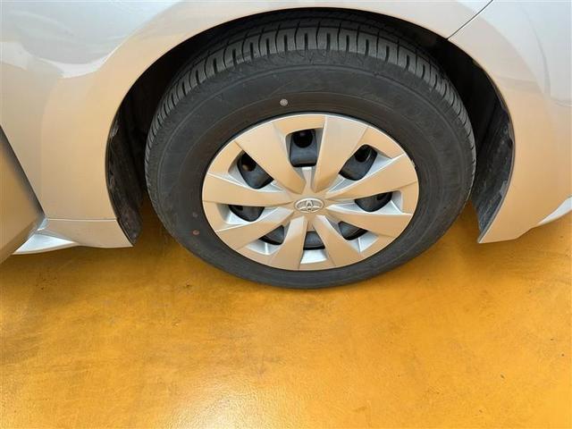 カローラ ハイブリッド　Ｇ－Ｘ　ドライブレコーダー　クルーズコントロール　ＬＥＤヘッドライト　イモビライザー　キーレス　横滑り防止　ＥＴＣ　エアバッグ　衝突回避（16枚目）