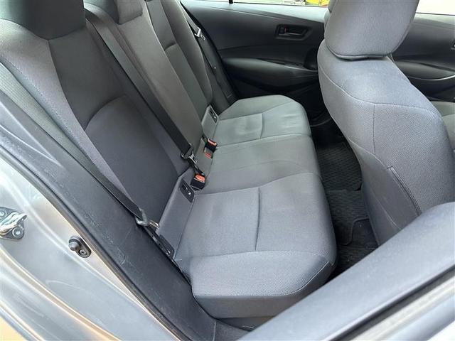 カローラ ハイブリッド　Ｇ－Ｘ　ドライブレコーダー　クルーズコントロール　ＬＥＤヘッドライト　イモビライザー　キーレス　横滑り防止　ＥＴＣ　エアバッグ　衝突回避（19枚目）