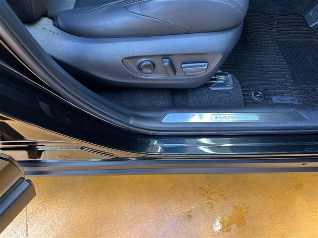 ハリアー Z レザーパッケージ TVナビ パノラマガラスルーフ 地上デジタル 盗難防止装置 革S パワ-シ-ト メモリナビ 横滑り防止機能 ドラレコ付 エアバッグ Bモニター アルミ クルコン LED付 ABS パワーウィンドウ(7枚目)