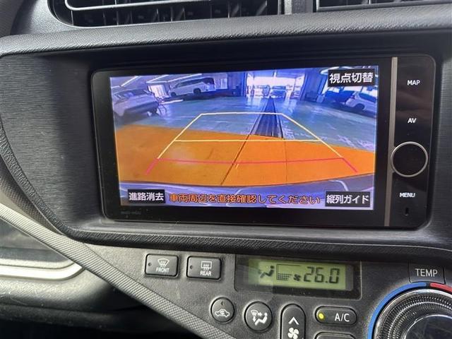 アクア Ｇ　ＡＵＴＯエアコン　ダブルエアバッグ　プッシュスタートスマートキー　ＥＳＰ　パワーウィンドゥ　ナビＴＶ　キーフリーシステム　パワステ　イモビライザー　ＨＤＤナビゲーション　地デジ対応　ＥＴＣ車載器（4枚目）