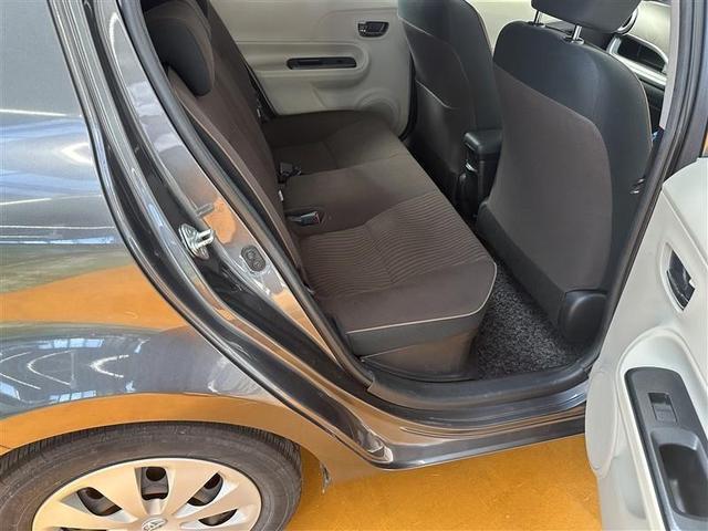 アクア Ｇ　ＡＵＴＯエアコン　ダブルエアバッグ　プッシュスタートスマートキー　ＥＳＰ　パワーウィンドゥ　ナビＴＶ　キーフリーシステム　パワステ　イモビライザー　ＨＤＤナビゲーション　地デジ対応　ＥＴＣ車載器（18枚目）