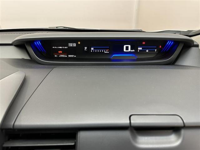 フリード＋ クロスター・ホンダセンシング　ＡＷ　衝突軽減Ｂ　地デジ　サイドエアバッグ　クルコン　ＤＶＤ　パワーウインドウ　リアカメラ　横滑り防止装置　リモコンキー　盗難防止装置　エコアイドル　ＥＴＣ車載器　オートエアコン　エアバッグ　ナビＴＶ（14枚目）