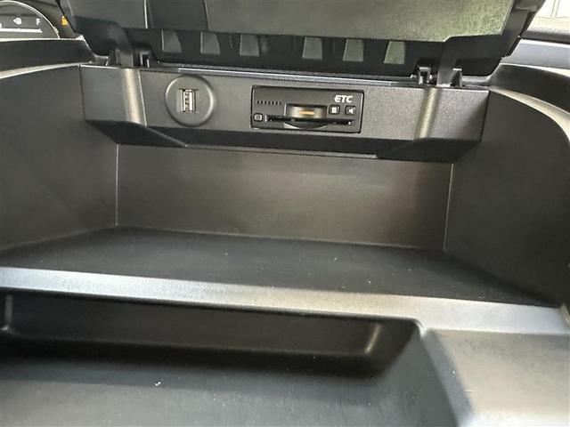 ソリオバンディット ハイブリッドＳＶ　キーレス　ＤＶＤ再生　横滑防止　両側パワースライドドア　ＬＥＤヘッドライト　メモリーナビ　クルコン　リアカメラ　エアバック　ＥＴＣ車載器　セキュリティアラーム　パワステ　アルミホイール　ＡＢＳ（14枚目）