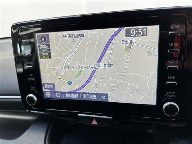 ヤリス Ｚ　バックカメラ付き　軽減ブレーキ　横滑り防止機能　オートクルーズ　キーレススタート　ＬＥＤライト　サイドエアバック　ＡＢＳ　オ－トエアコン　盗難防止装置　エアバッグ　ナビ　パワーステアリング　メモリナビ（10枚目）