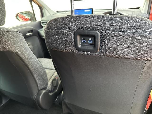 シエンタ ハイブリッドＺ　１００Ｖ　ドラレコ付き　地デジ　ＡＣ　盗難防止　スマ－トキ－　クルーズコントロール　ナビ＆ＴＶ　横滑防止装置　ＬＥＤライト　ＥＴＣ　ＷＳＲＳ　サイドエアバッグ　キーフリー　ＡＢＳ　エアバッグ　Ｂカメ（18枚目）