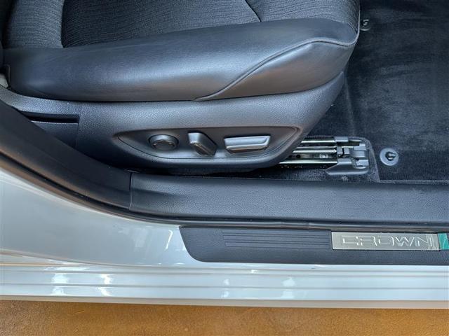 クラウンハイブリッド Ｓ　スポーツスタイル　ＰＣＳ　盗難防止　ドライブレコーダー　フルセグＴＶ　オートクルーズコントロール　ＤＶＤ　ＡＡＣ　パワーシート　ナビ＆ＴＶ　エアバッグ　横滑り防止装置　メモリーナビ　アルミホイール　助手席エアバッグ（17枚目）