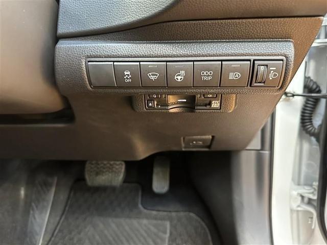 �y�u���[�L�z�[���h�z�@�a�؂�M���҂����ŁA�u���[�L�𓥂�Œ�Ԃ������Ƀu���[�L��ێ����܂����A�N�Z���𓥂ނƉ�������܂���i�O�O�j