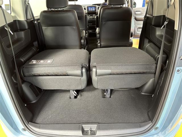 フリードハイブリッド ハイブリッド・クロスターホンダセンシング　リヤ両側パワースライドドア　後カメラ　アルミホイール　メモリナビ　ＬＥＤ　盗難防止　フルセグ　スマートキー　ＤＶＤ再生可　ＶＳＡ　ＥＴＣ　ＡＢＳ　３列シート　エアバッグ　ナビＴＶ　キーフリー（20枚目）