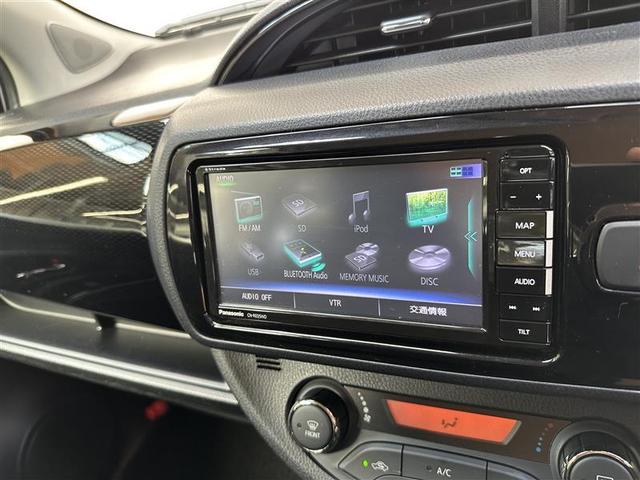 ヴィッツ ハイブリッドＦ　セーフティーエディション　アルミホイール　衝突被害軽減　地デジＴＶ　エアバッグ　スマートキー＆プッシュスタート　盗難防止システム　ＬＥＤライト　パワーウィンドウ　Ｗエアバッグ　横滑り防止装置　オートエアコン　メモリーナビ（11枚目）