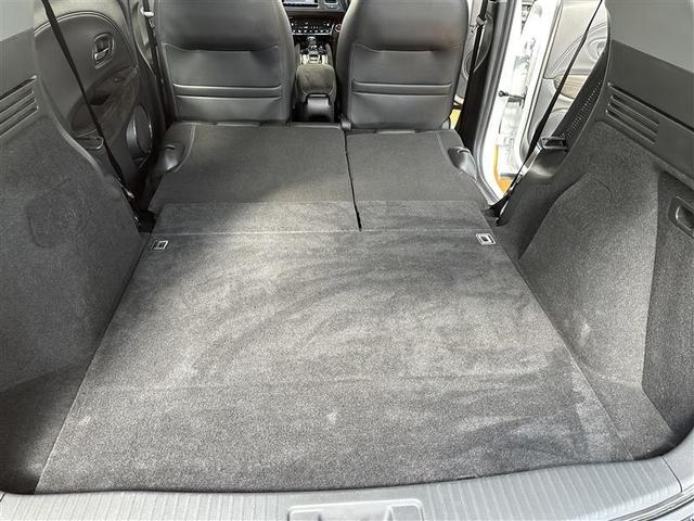 ヴェゼル ハイブリッドＲＳ・ホンダセンシング　アルミ　Ｒカメラ　横滑り防止　両席エアバック　フルオートエアコン　キーフリー　ＥＴＣ付　クルコン　盗難防止装置　ＬＥＤライト　ＤＶＤ再生可能　地デジフルセグ　ナビＴＶ　パワーステアリング　エアバック（19枚目）