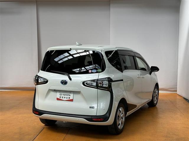 シエンタ ハイブリッド　ファンベースＧ　クルーズＣ　ドライブレコーダ　パワーステアリング　バックモニター　ＤＶＤ　横滑防止装置　ＬＥＤライト　運転席エアバック　キーフリー　イモビライザー　ナビＴＶ　ＥＴＣ車載器　ＡＡＣ　ＡＢＳ　メモリーナビ（9枚目）