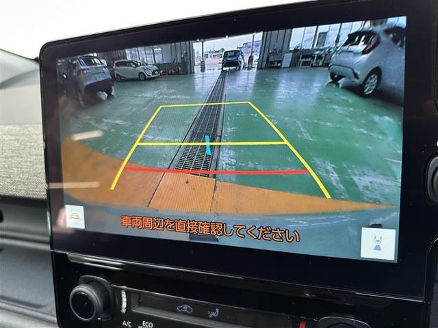 シエンタ Ｚ　スマートキ　地デジ　バックモニター　ＬＥＤ　キーレスエントリー　横滑り防止装置　エアバッグ　ＥＴＣ　カーテンエアバック　ＡＢＳ　ドライブレコーダー　メモリーナビ　ナビ＆ＴＶ　パワーステアリング（4枚目）