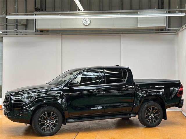 ハイラックス Ｚ　ＧＲスポーツ　アイドルストップ　セキュリティ　ナビ付　アルミホイール　オートクルーズ　オートエアコン　バックモニター　スマキー　キーフリーシステム　横滑防止装置　メモリーナビ　パワーステアリング　ＬＥＤライト（8枚目）