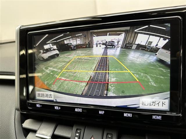 バックモニター装備！駐車時等に活躍♪　ガイドライン付きで、自信が無くても　Ｏ．Ｋ♪　一度体験すると、無くてはならないものですよ☆