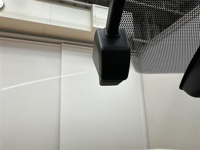 万が一の時の事故で、付いていて良かった●ドライブレコーダー●　事故の時だけでなく、ドライブなど旅先での画像を楽しむことができますので、いい思い出になりますね♪